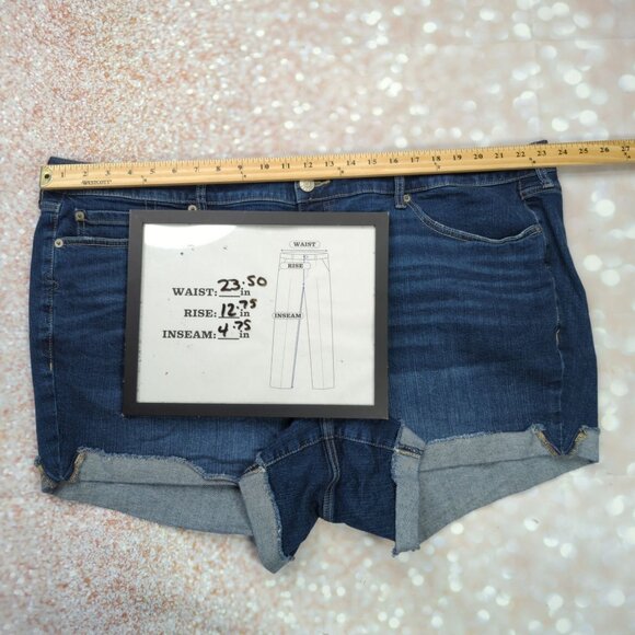 Torrid Mid Rise Mid Short Women’s Plus 26 Vintage Stretch Denim Jean Shorts - Picture 8 of 8